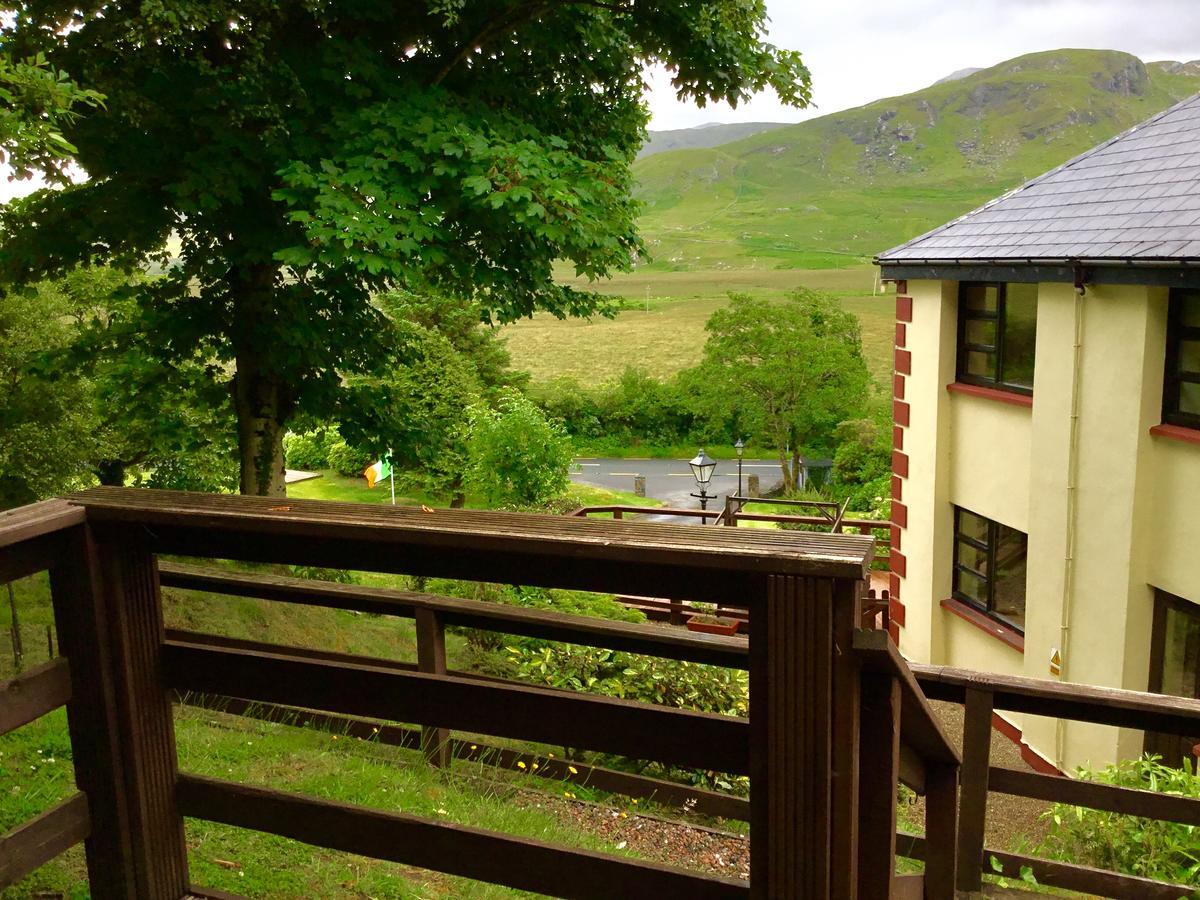 Kylemore Pass Hotel Letterfrack Extérieur photo