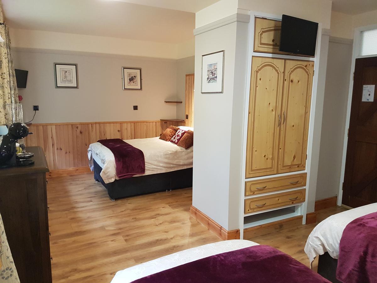 Kylemore Pass Hotel Letterfrack Extérieur photo