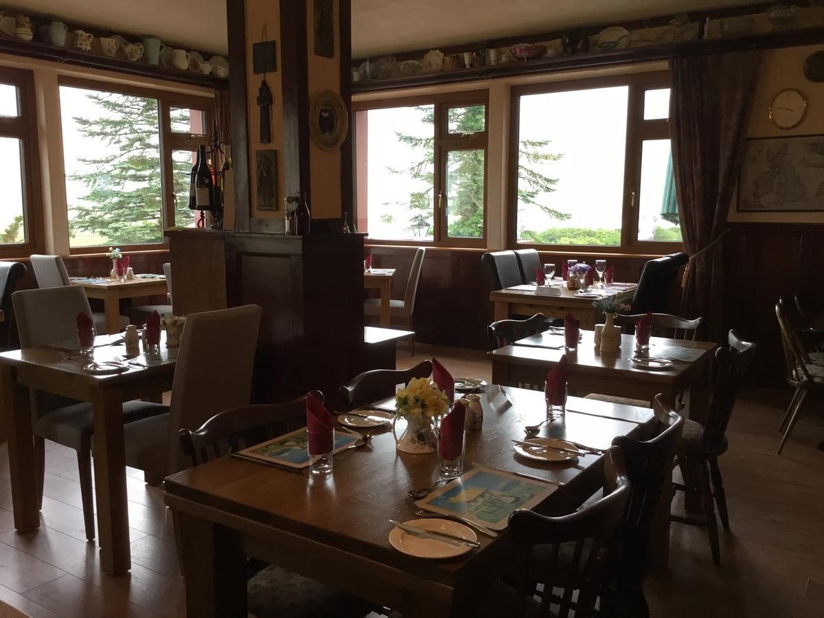 Kylemore Pass Hotel Letterfrack Extérieur photo